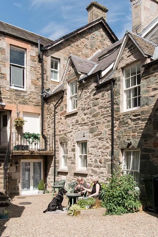 The Merryburn - Rooms And Courtyard Studios Dunkeld Buitenkant foto
